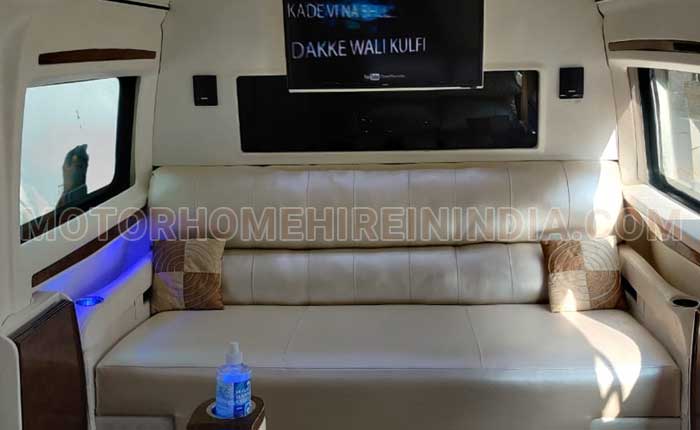 7 seater caravans with toilet washroom on rent in delhi jaipur punjab